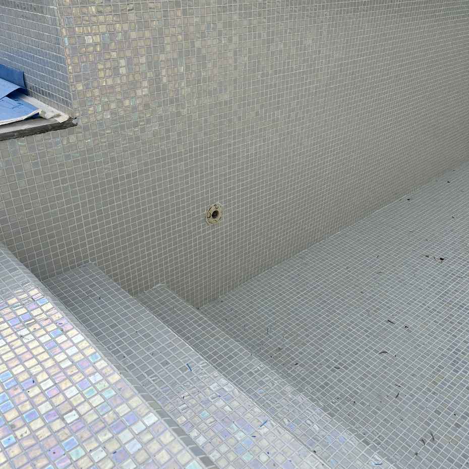 Construction Of A Waterless Pool With EGM-Pearl 500 Swimming Pool Tile Mosaics