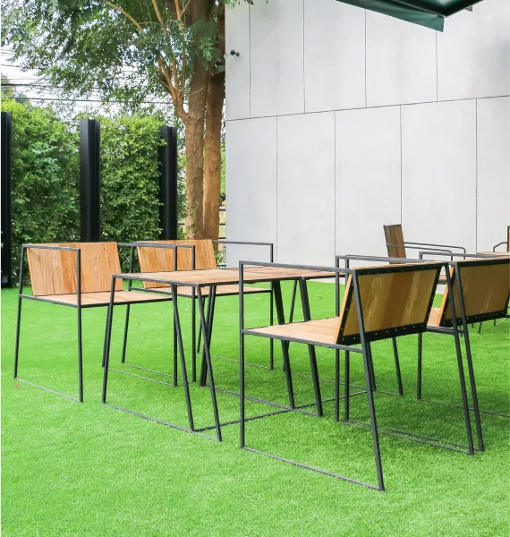 Artificial grass is installed in the restaurant