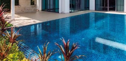 Porcelain vs Ceramic Tiles for Pools: Which One is Right for You?